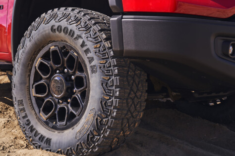 2024-chevrolet-silverado-hd-zr2-bison-is-a-heavy-duty-animal-2023-04-21_13-39-55_532539