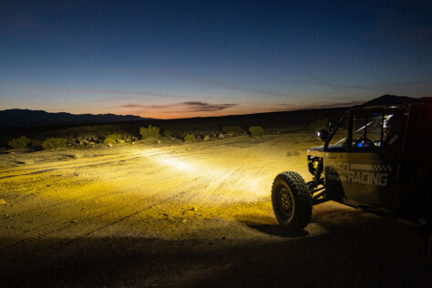 baja-designs-shines-light-on-using-amber-and-clear-illumination-2023-04-03_13-46-20_118092