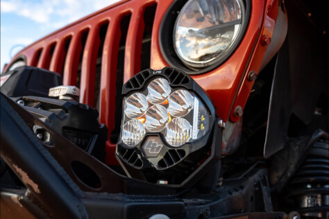 baja-designs-shines-light-on-using-amber-and-clear-illumination-2023-04-03_13-46-29_399889