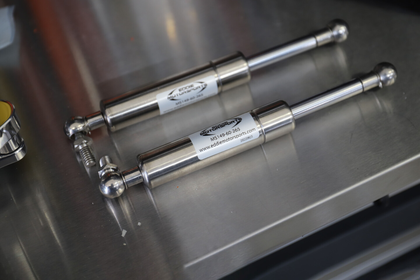 gas struts