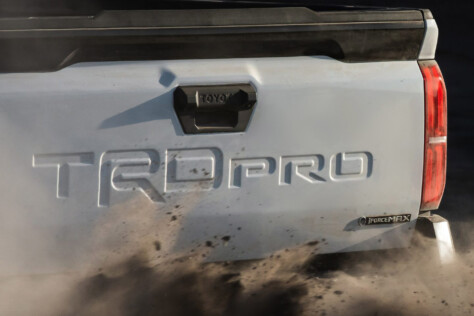 2024-toyota-tacoma-teasers-have-truck-fans-salivating-2023-05-03_16-28-33_195569