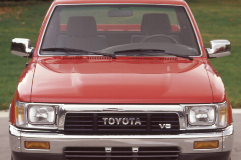 2024-toyota-tacoma-teasers-have-truck-fans-salivating-2023-05-03_16-28-48_041054
