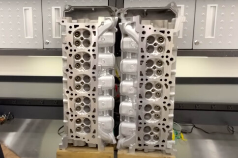 Build It Yourself Builds World's First 8,000 RPM 4-Valve Triton V10