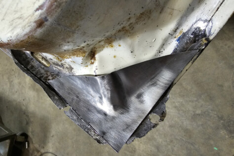 project-4mycrew-1978-f-250-truck-bed-restoration-and-rust-removal-2023-05-22_15-40-20_131741