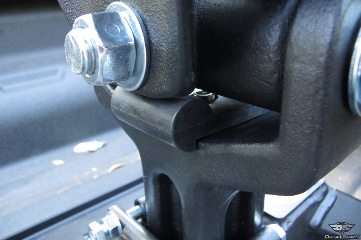fifth wheel hitch