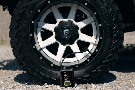 ultimate-fathers-day-gift-guide-tech-gear-essentials-2023-05-31_18-17-01_417983