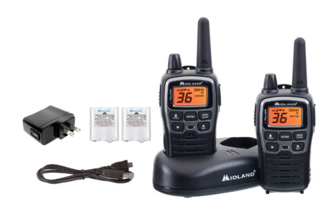 ultimate-fathers-day-gift-guide-tech-gear-essentials-2023-05-31_18-18-29_974914
