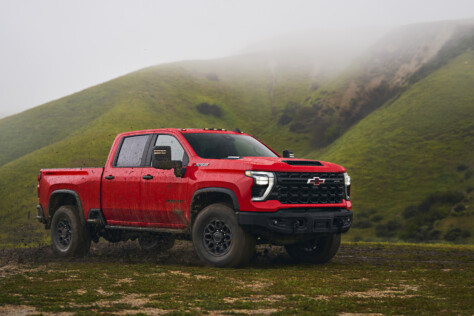 2024-chevrolet-colorado-zr2-bison-is-ready-to-wrangle-2023-06-01_12-54-30_992974