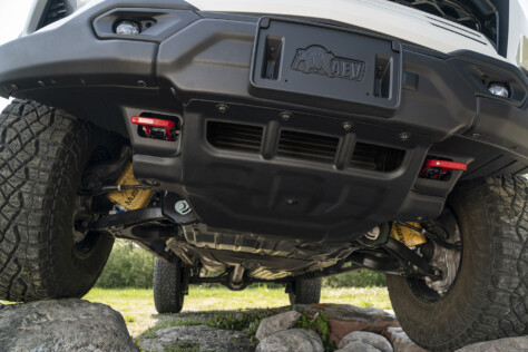 2024-chevrolet-colorado-zr2-bison-is-ready-to-wrangle-2023-06-01_13-29-45_382825