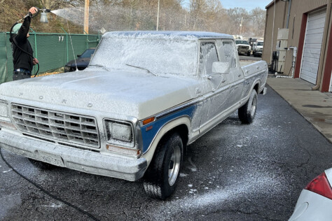 project-4mycrew-1978-f-250-truck-paint-restoration-and-polish-2023-06-26_14-44-01_741432