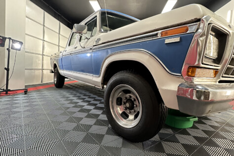 project-4mycrew-1978-f-250-truck-paint-restoration-and-polish-2023-06-26_14-44-29_727582