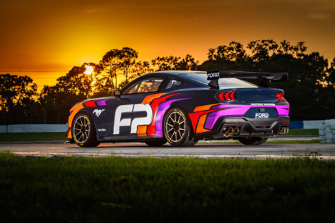 road-racer-revealed-as-dark-horse-gt4-breaks-cover-in-belgium-2023-06-27_20-10-20_294814