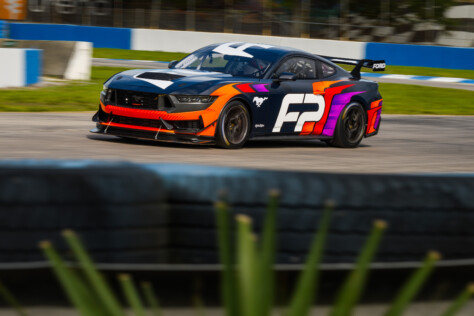 road-racer-revealed-as-dark-horse-gt4-breaks-cover-in-belgium-2023-06-27_20-20-28_182268