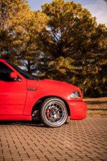 with-clean-mods-amp-big-tires-this-svt-lightning-still-turns-heads-2023-06-26_19-41-48_143982