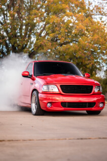 with-clean-mods-amp-big-tires-this-svt-lightning-still-turns-heads-2023-06-26_19-43-02_397954