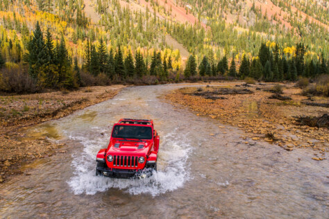 daily-driver-4x4-bronco-versus-wrangler-comparison-2023-07-09_13-04-26_216026