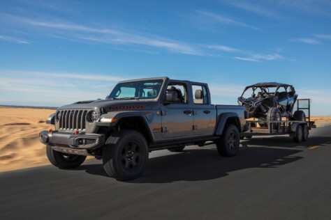 daily-driver-4x4-bronco-versus-wrangler-comparison-2023-07-09_13-05-12_076965