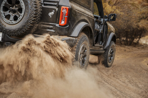 daily-driver-4x4-bronco-versus-wrangler-comparison-2023-07-09_13-15-18_065433