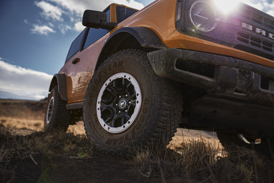 Daily Driver 4x4: Bronco Versus Wrangler Comparison