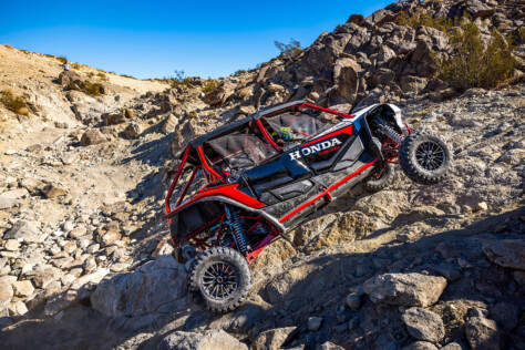 honda-talon-1000r-4-utv-is-a-beast-with-fox-live-valve-2023-07-31_12-54-51_993872