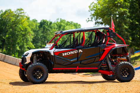 honda-talon-1000r-4-utv-is-a-beast-with-fox-live-valve-2023-07-31_12-55-27_093742
