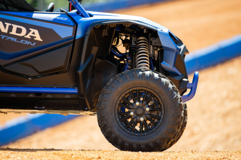 honda-talon-1000r-4-utv-is-a-beast-with-fox-live-valve-2023-07-31_12-55-33_838050