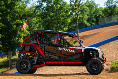 honda-talon-1000r-4-utv-is-a-beast-with-fox-live-valve-2023-07-31_12-55-53_278084