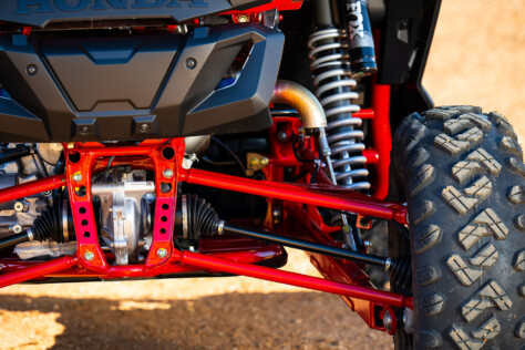 honda-talon-1000r-4-utv-is-a-beast-with-fox-live-valve-2023-07-31_12-56-14_944091