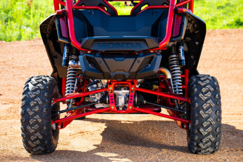 honda-talon-1000r-4-utv-is-a-beast-with-fox-live-valve-2023-07-31_12-56-18_454696