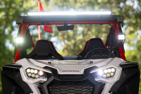 honda-talon-1000r-4-utv-is-a-beast-with-fox-live-valve-2023-07-31_12-56-59_425348