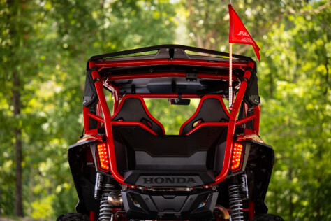 honda-talon-1000r-4-utv-is-a-beast-with-fox-live-valve-2023-07-31_12-57-25_061156