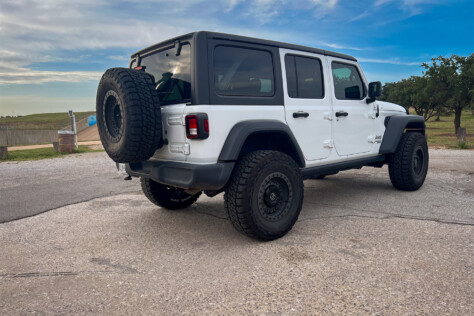 off-road-xtreme-bug-out-vehicle-prepares-for-impossible-terrain-2023-07-20_12-46-04_415815