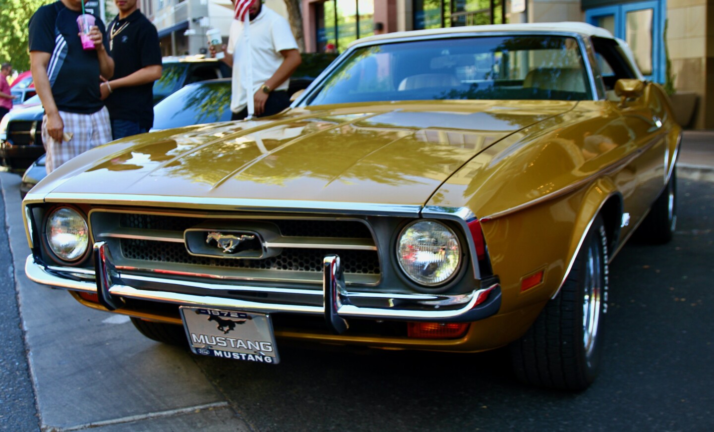Highline Cars and Coffee