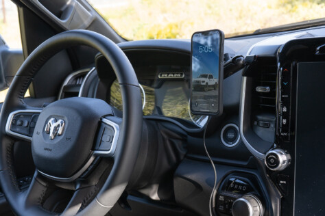 super-trick-vehicle-specific-phone-mounts-perfect-for-off-roading-2023-07-07_13-48-15_884462