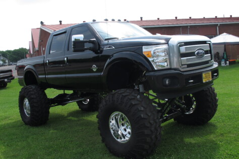 the-bloomsburg-4-wheel-jamboree-diesel-trucks-excitement-and-rain-2023-07-10_13-39-40_552268