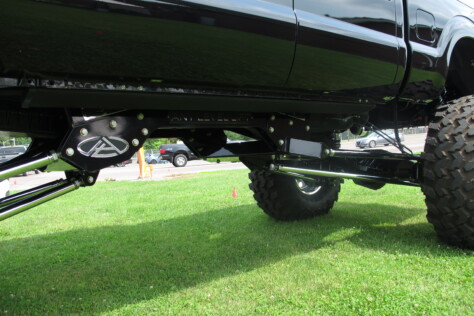 the-bloomsburg-4-wheel-jamboree-diesel-trucks-excitement-and-rain-2023-07-10_13-40-06_208576