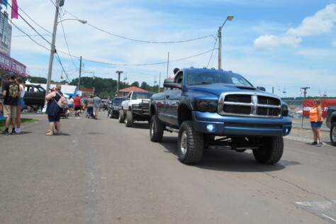 the-bloomsburg-4-wheel-jamboree-diesel-trucks-excitement-and-rain-2023-07-10_13-42-14_849224