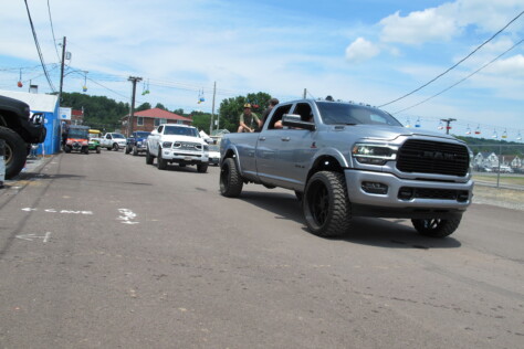 the-bloomsburg-4-wheel-jamboree-diesel-trucks-excitement-and-rain-2023-07-10_13-42-23_747415