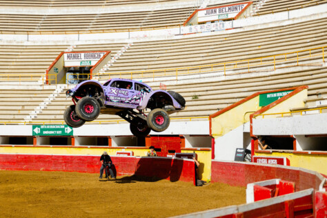 blake-wilkey-goes-wild-in-tijuana-mexico-for-urban-assault-3-2023-08-14_12-59-22_961426