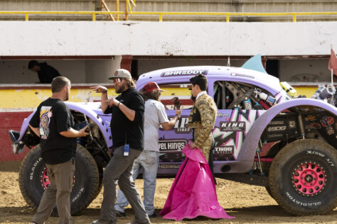 blake-wilkey-goes-wild-in-tijuana-mexico-for-urban-assault-3-2023-08-14_13-02-43_145255