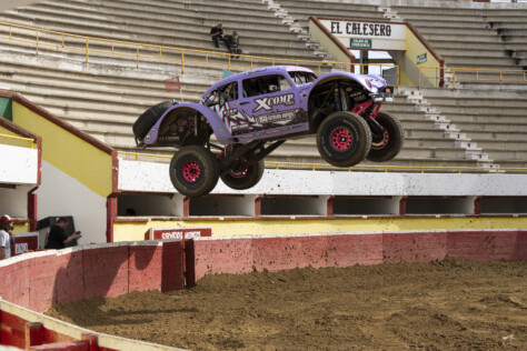 blake-wilkey-goes-wild-in-tijuana-mexico-for-urban-assault-3-2023-08-14_13-03-39_778004