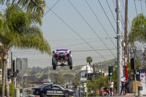 blake-wilkey-goes-wild-in-tijuana-mexico-for-urban-assault-3-2023-08-14_13-05-30_908916