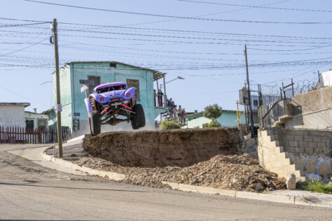 blake-wilkey-goes-wild-in-tijuana-mexico-for-urban-assault-3-2023-08-14_13-06-22_520705