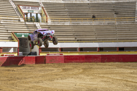blake-wilkey-goes-wild-in-tijuana-mexico-for-urban-assault-3-2023-08-14_13-07-25_222010