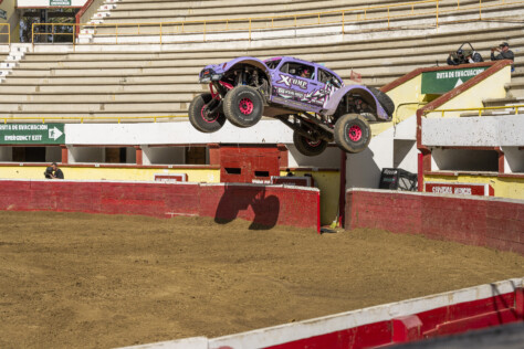 blake-wilkey-goes-wild-in-tijuana-mexico-for-urban-assault-3-2023-08-14_13-08-24_879556