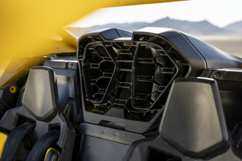 can-am-goes-big-in-2024-with-all-new-maverick-r-ssv-lineup-2023-08-21_13-18-33_834237