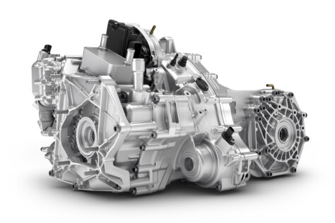 can-am-goes-big-in-2024-with-all-new-maverick-r-ssv-lineup-2023-08-21_13-19-51_114733