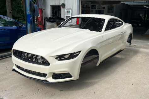 chris-holbrook-readies-new-nhra-factory-x-ford-mustang-2023-08-03_13-02-45_310618