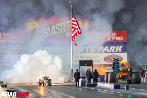 drag-racing-spectacle-the-summit-motorsports-park-night-under-fire-2023-08-07_08-08-10_317607