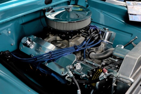 mustangs-broncos-and-f-100s-invade-maggie-valley-for-all-ford-show-2023-08-31_09-39-08_001445